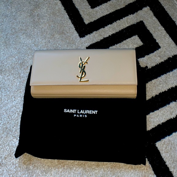 Saint Laurent Handbags - Saint Laurent Clutch AUTHNETIC